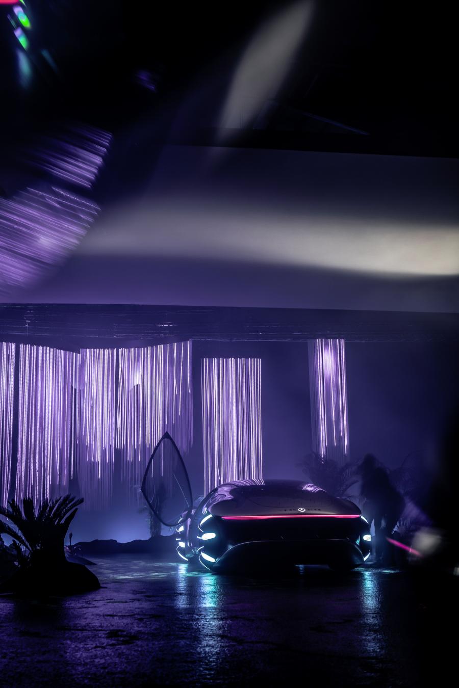  Mercedes-Benz VISION AVTR 2020 года  (фото 18 из 64)